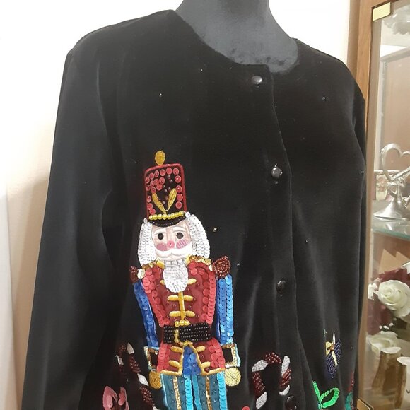 Michael Simon Event Medium Nutcracker Christmas Black Velvet Cardigan Sweater - Picture 4 of 16